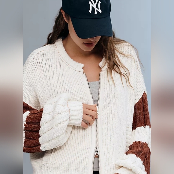 Anthropologie Cable Knit Tiger Icon Zip-up Sweater. Zipper Front Cardigan. - Picture 2 of 11